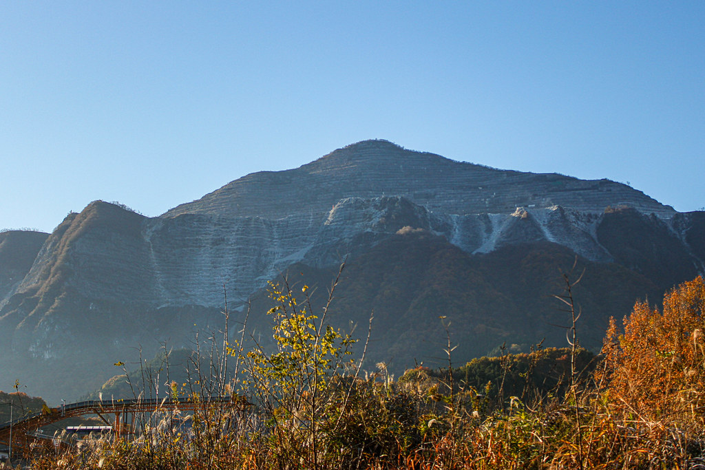武甲山